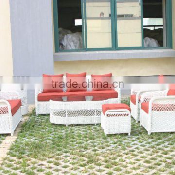 Rattan sofa/garden furniture