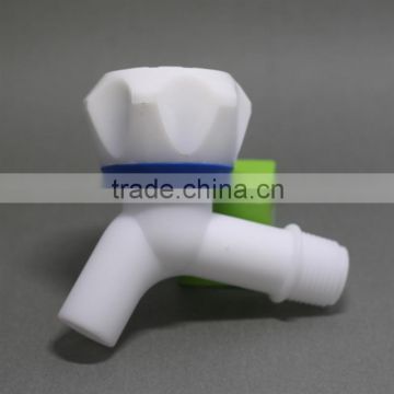 pure white PP polo Diaphragm Faucet with single lever cheap colorful plastic drum taps