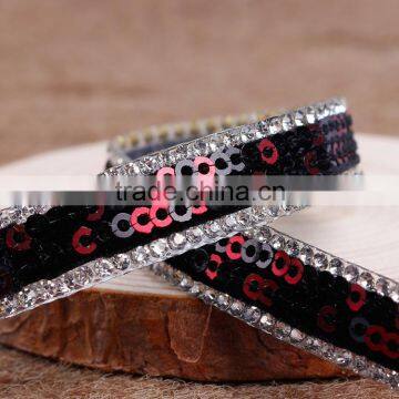 Black,Purple,Red Diamond Ribbon Base On Glue Chain