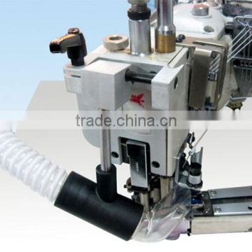chain removal suction device with flat seamer machine