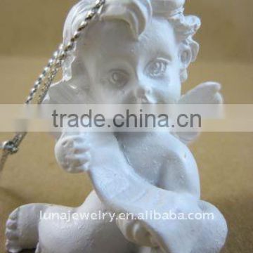 Beautiful resin baby figurine, home decoration, white resin angle