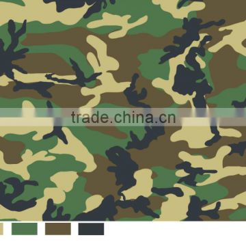 2015 Newest printed camouflage design plastic table cover with waved edge