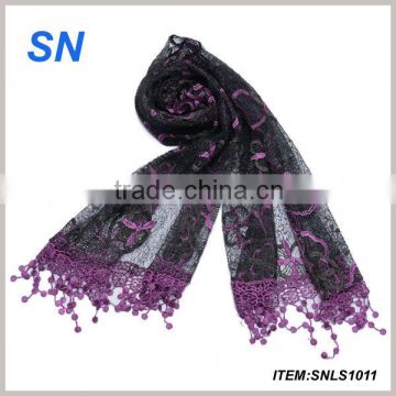 2015 new design embroidery scarf
