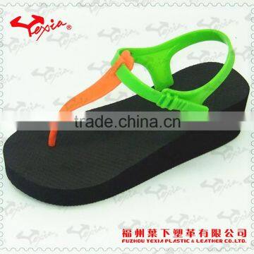 Latest lady sandals design Made In China