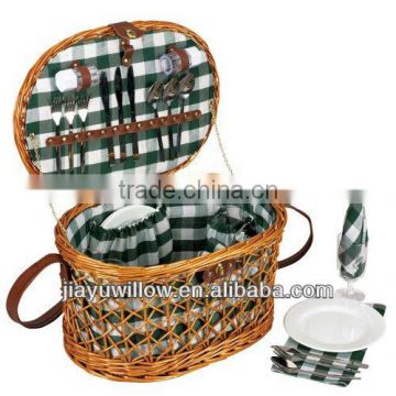 woven willow picnic basket square sahbaped ,fully lined