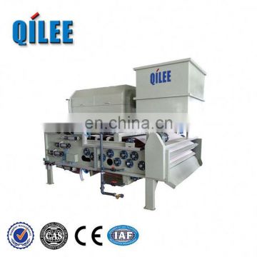 Continuous sludge dewatering machine used in municipal water treatment