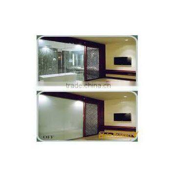 Switchable smart glass for building