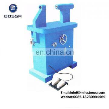 Foot pedal operated pop riveting machine hydraulic riveting machine