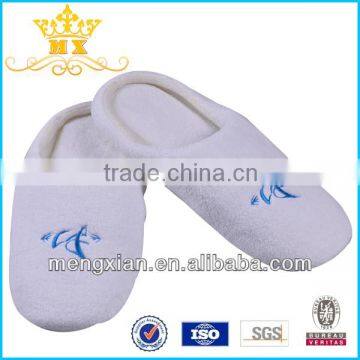 2014 wholesale quiet indoor anti-skid slippers