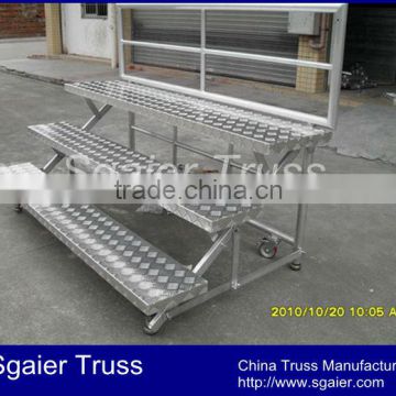 portable mobile folding stage with foldable platform