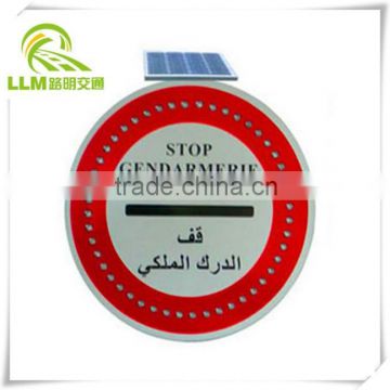 Wholesale IP67 waterproof solar power outdoor LED traffic sign customized available