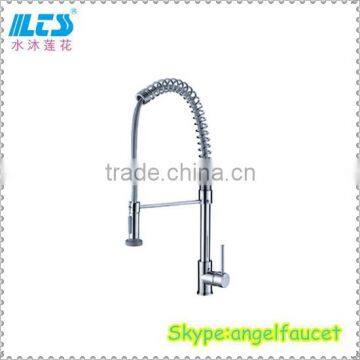 Durable retractable kitchen faucet modern design