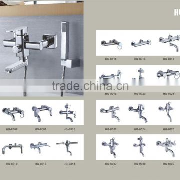 Fashionable basin faucet with single handle