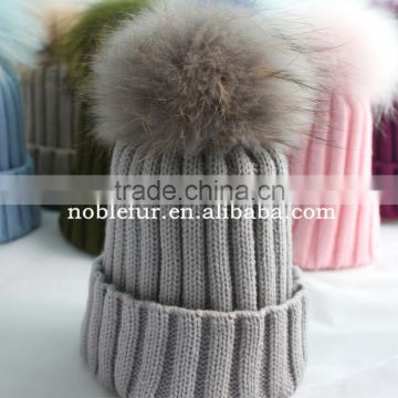 2015 top quality female woolen headwear beret hat with fur tail on top