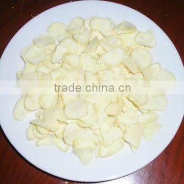 Competitive Price dehydrated garlic flake from Professional Factory Produce