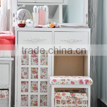 Modern white folding dresser with mirror