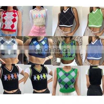 Women's new retro diamond shaped slim fit navel V-neck sleeveless cable knit sweater crop vest top