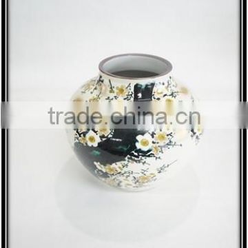 Stylish and Various types of ceramic pot made in Japan
