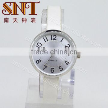 Simple style quartz watch with white slim strap