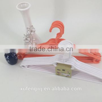 Xufeng Factory directly sale color recycled plastic hanger simple design Item no :1051