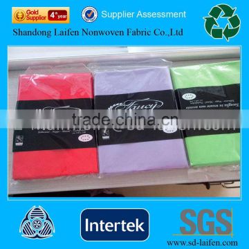 Colorful Disposable Nonwoven Restaurant Tablecloth