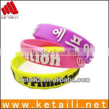 Fashion waterproof silicone wristband or silicone bracelet