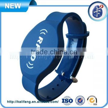 high / ultrahigh frequency Waterproof nfc pvc wristband / bracelet