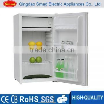 hot selling 90L white color mini refrigerator electric manual defrost mini bar for home using
