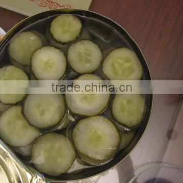 Fresh pickles slices in A10 tins