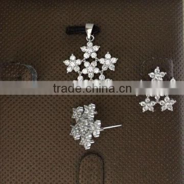 High Quality 925 Sterling Silver CZ Snowflake Winter Day Set
