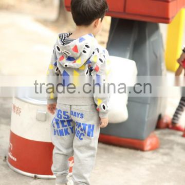 R&H Hot selling high quality popular low price fleece tracksuit