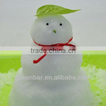 Make cute snowman from non-toxic Greenbar fake snow