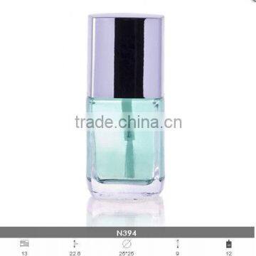 TRANSPARENT NAIL POLISH BOTTLE