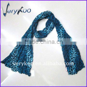 Fashion Leopard Design Rayon Scarf (FCH-11316)