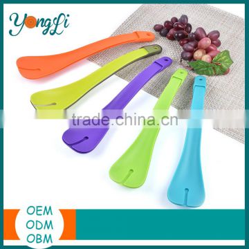Multi-function Kitchen 3 in 1 Salad Food Tongs Plastic Food Service Tongs