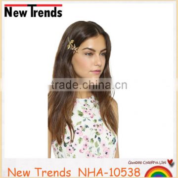 Simple design crystal flower shaped hair clip wholesale