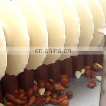 200 Kg/h soybean peeling machine almond peeler broad bean peeler machine