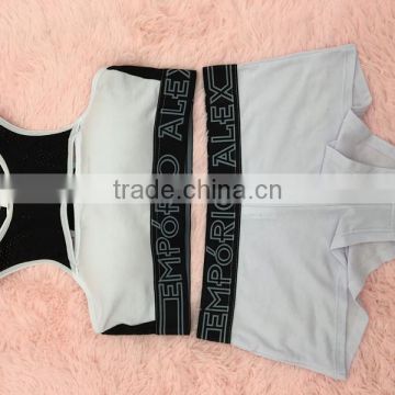 White seamless sports bra and boyshort set China factory