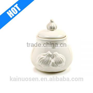 Hot Sale White Stoneware Garlic Keeper