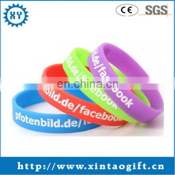 Custom sports team silicone wristband