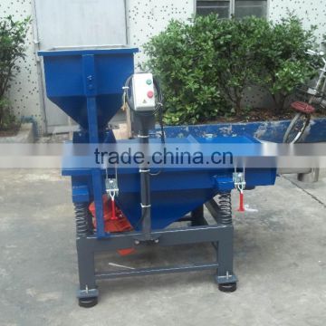 Linear Vibrating Sieving maching / Vibrating Screeners machine with hopper