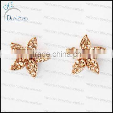 14k gold diamond stud earrings