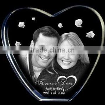 Customized heart shapes engraving crystal gift on sale