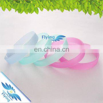 Wholesale Glowing Silicone Hand Bands