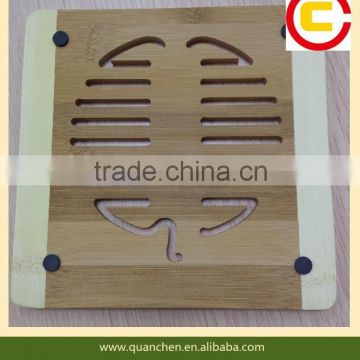 Animal shape bamboo table pad