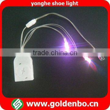 Battery replaceable shake shoes light