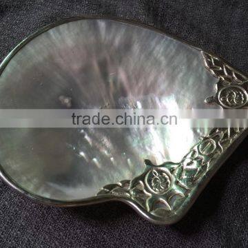 Silver shell / MOP plate