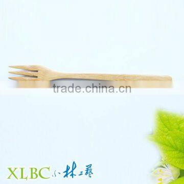 Eco-friendly long handle triadius wooden fork