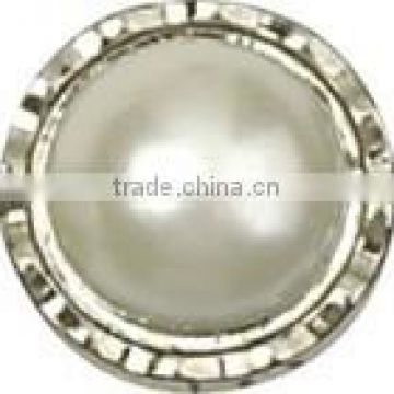 white fancy pearl button for garment