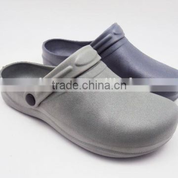 New EVA Clogs/Garden Shoes Solid Design For Men and Women